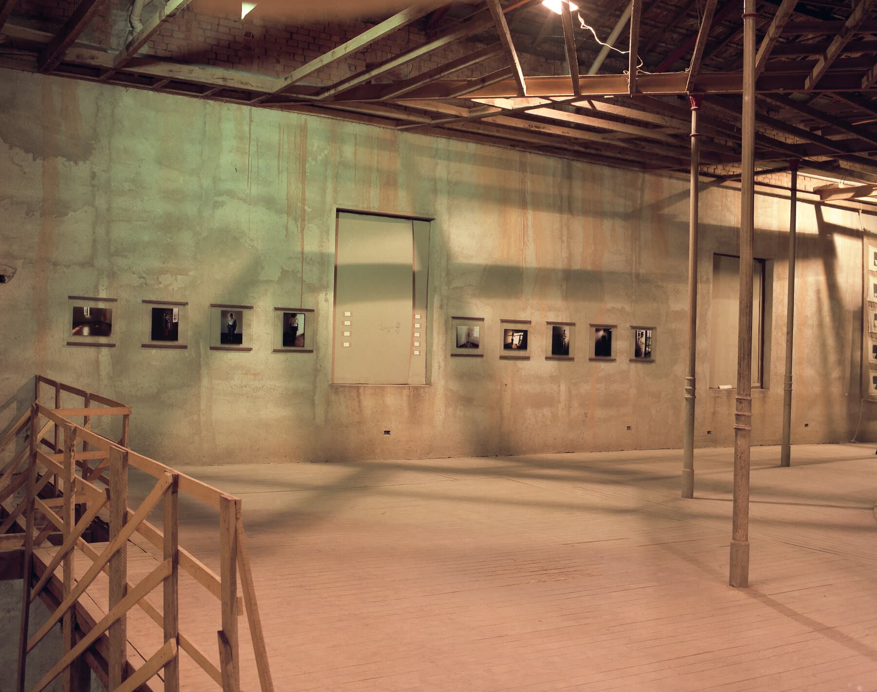 Mostra de arte no interior do Theatro, maio de 1999.