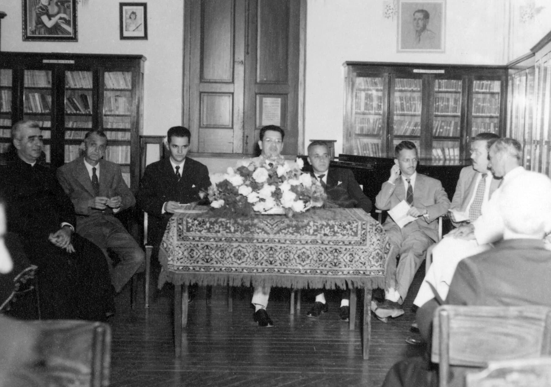 A Sociedade Cultural de Debates, no 2º andar do edifício.