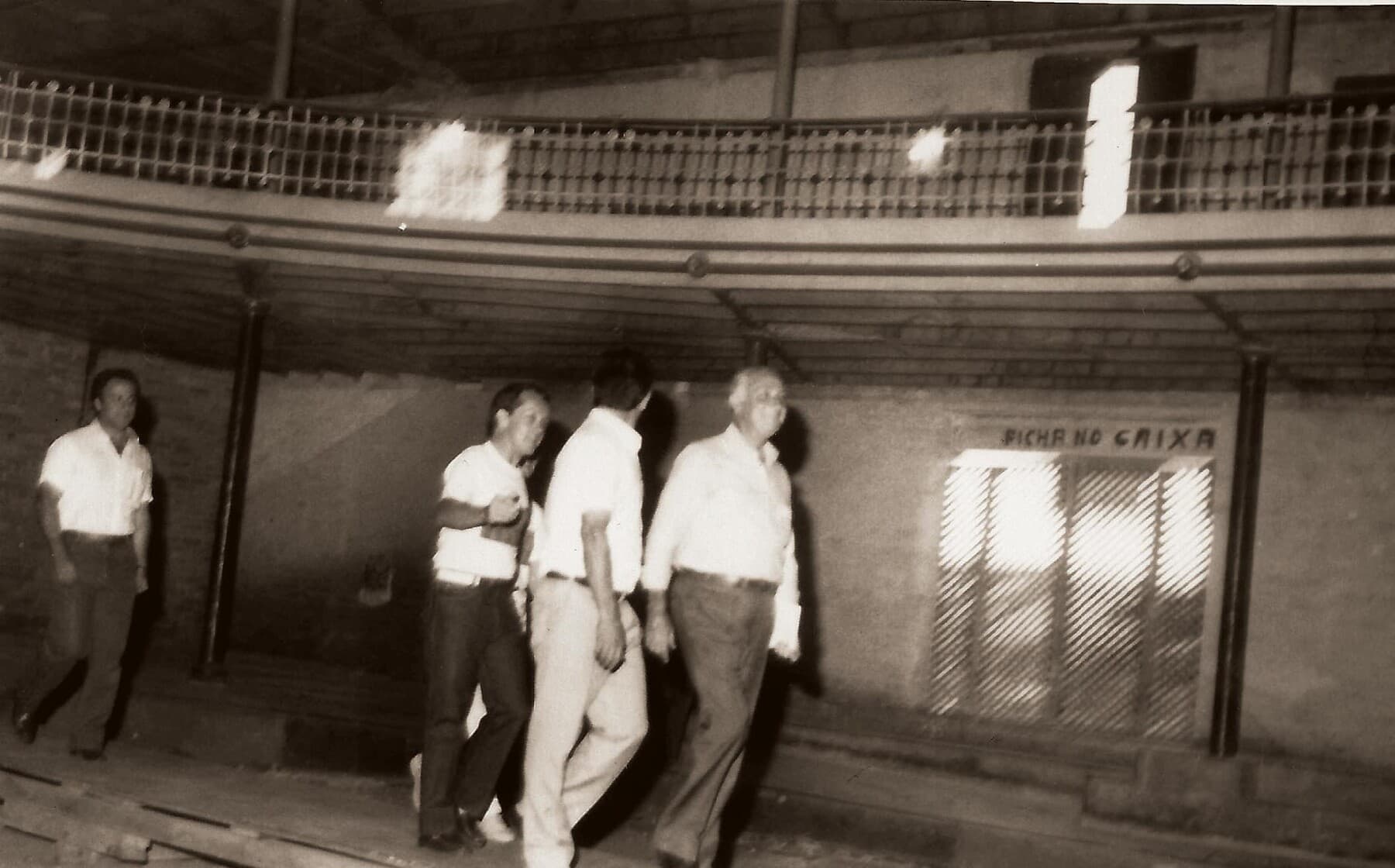 Nelson Nicolau — que anos depois seria prefeito —, o engenheiro João Merlin e o governador Franco Montoro no Theatro, em 1986.