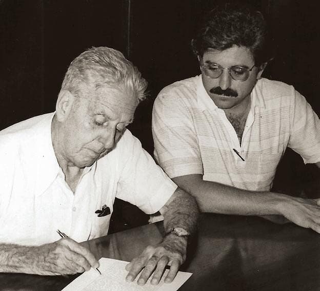 Oliveira Neto e Sidney Beraldo, no Theatro.